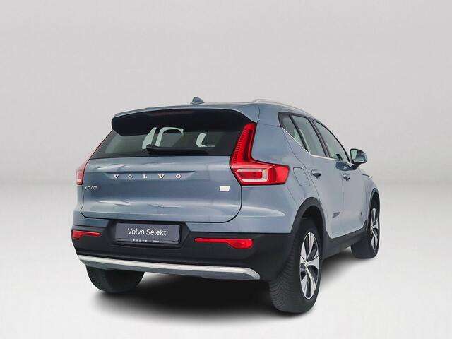 Volvo XC40 T4 Plug-in hybrid Core Bright | Parkeercamera | Cruise control | Navigatie | Trekhaak