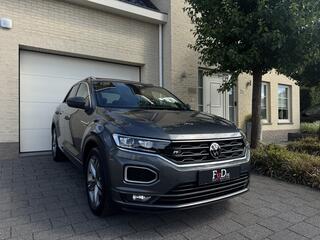 VOLKSWAGEN T-Roc 1.5 TSI 150pk DSG R-line Panoramadak VirtualCockpit ACC Carplay Sportstoelen Camera Trekhaak 18