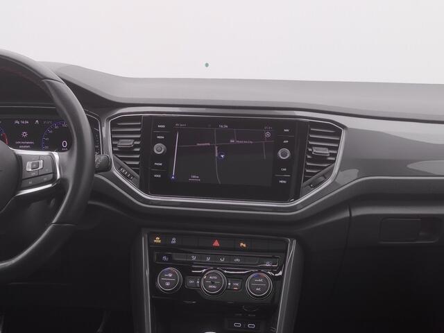 Volkswagen T-ROC 1.5 TSI 150 PK DSG-7 Sport Business R-Line | PANO | CAMERA | ADAPTIVE