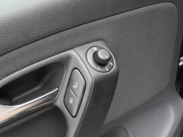 Volkswagen Polo 1.4-16V 86PK Highline 5-Deurs | Cruise | Clima | LM Velgen | Bluetooth