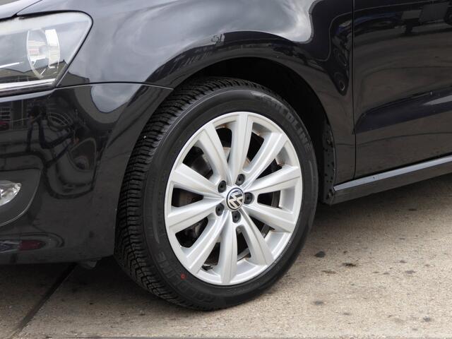 Volkswagen Polo 1.4-16V 86PK Highline 5-Deurs | Cruise | Clima | LM Velgen | Bluetooth