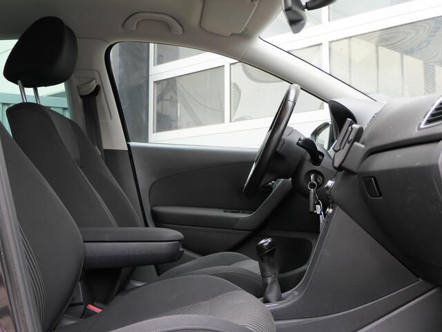 Volkswagen Polo 1.4-16V 86PK Highline 5-Deurs | Cruise | Clima | LM Velgen | Bluetooth