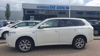MITSUBISHI OUTLANDER 2.0 PHEV Instyle