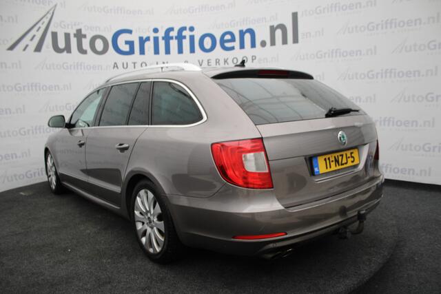 Skoda Superb Combi 1.8 TSI Elegance Business Line nette station met trekhaak