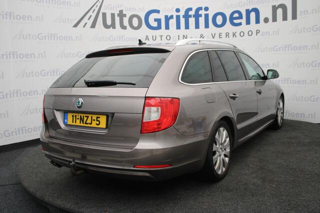 Skoda Superb Combi 1.8 TSI Elegance Business Line nette station met trekhaak