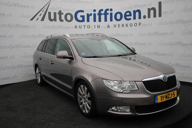 Skoda Superb Combi 1.8 TSI Elegance Business Line nette station met trekhaak