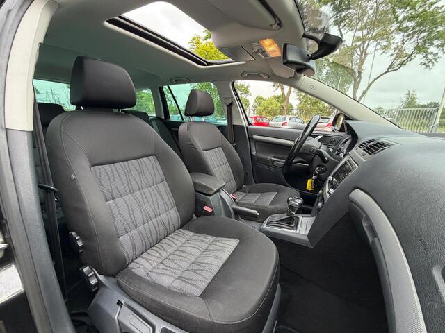 Skoda Octavia Combi 1.2 TSI Elegance Business Line - DSG - RIJDT & SCHAKELT GOED