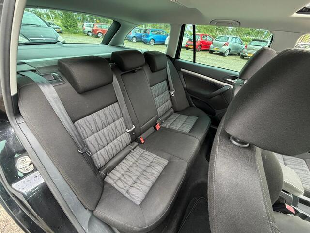 Skoda Octavia Combi 1.2 TSI Elegance Business Line - DSG - RIJDT & SCHAKELT GOED