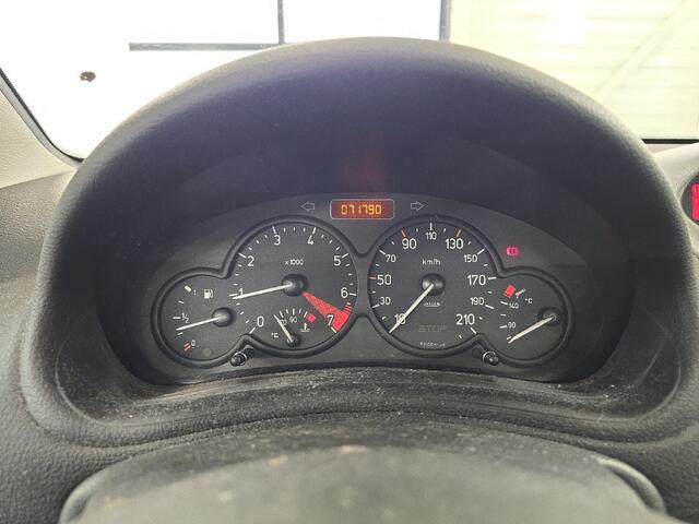 Peugeot 206 CC 1.6-16V/ CABRIO/ LAAG KM