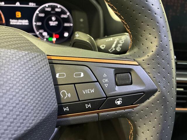 Cupra Formentor 1.4 TSI 204pk DSG e-Hybrid Essential � Apple/Android Car Play � ACC � Sfeerverlichting � Keyless � Stuurwielverwarming � 18Velgen �