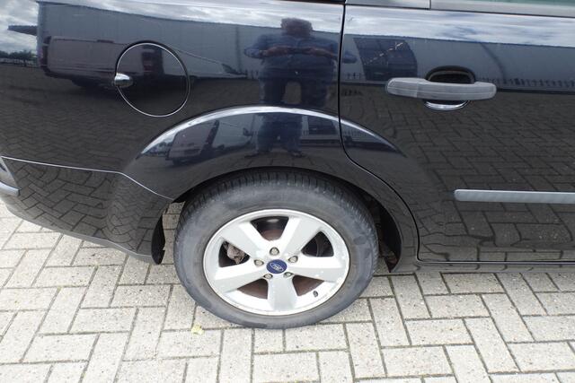 Ford Focus Wagon 1.6-16V Ambiente grijskenteken benzine uitvoering uniek 