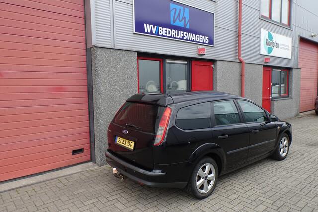 Ford Focus Wagon 1.6-16V Ambiente grijskenteken benzine uitvoering uniek 