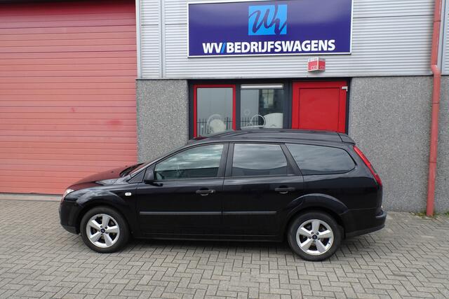 Ford Focus Wagon 1.6-16V Ambiente grijskenteken benzine uitvoering uniek 