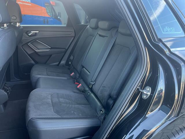 Audi Q3 35 TFSI S edition | Met o.a. climate, stoelverwarming, AppleCarPlay/AndroidAuto, navigatie en LED
