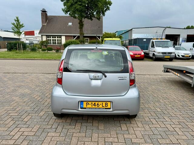 Daihatsu Sirion 2 1.0-12V - Zeer Netjes - Airco