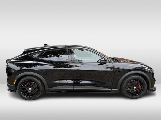 Ford Mustang Mach-E GT RWD 75 kWh | 305 pk 485 NM | SOH 94% | spoilerpakket | getuned | maxhaust sound system | stoelverwarming | stuurverwarming | 20 inch