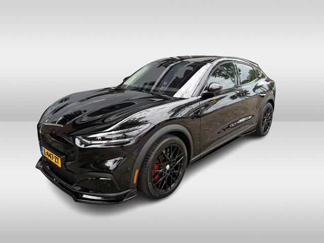 Ford Mustang Mach-E GT RWD 75 kWh | 305 pk 485 NM | SOH 94% | spoilerpakket | getuned | maxhaust sound system | stoelverwarming | stuurverwarming | 20 inch