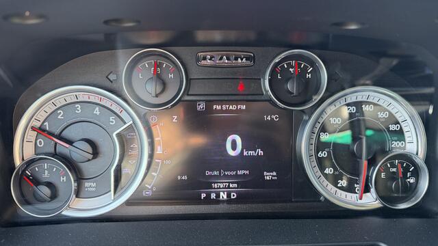 Dodge RAM PICKUP 