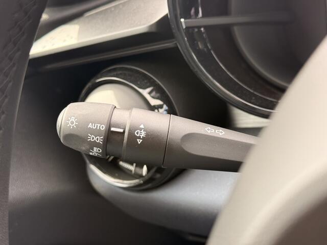 Alfa Romeo Junior 1.2 Turbo Hyb Ibrida