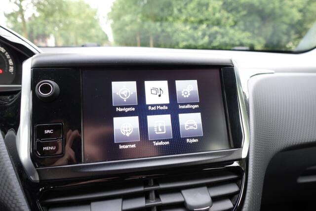 Peugeot 2008 1.2 PureTech Blue Lease Executive | Cruise Control | Navi | PDC |