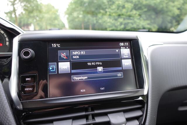 Peugeot 2008 1.2 PureTech Blue Lease Executive | Cruise Control | Navi | PDC |