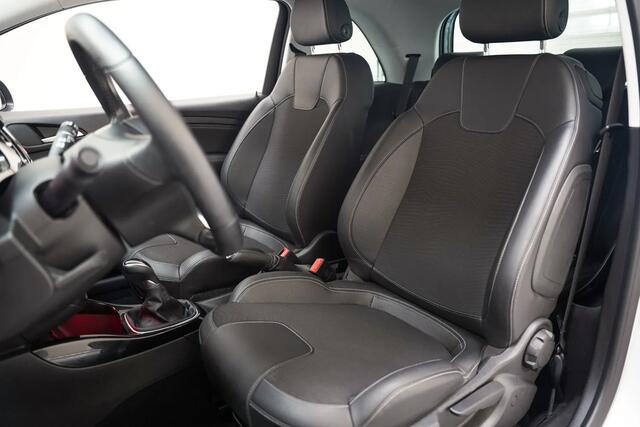 Opel Adam 1.4 Jam Aut. [ Parkeersensoren Sportstoelen Half-leder Airco ]
