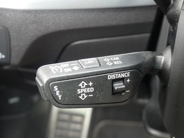Audi Q2 35 TFSI 3X S-Line / Full options / Trekhaak