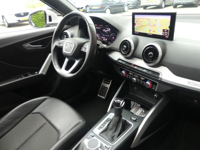 Audi Q2 35 TFSI 3X S-Line / Full options / Trekhaak