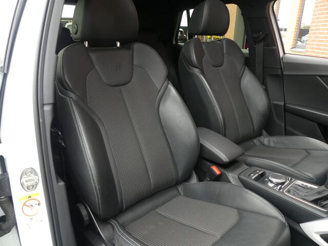 Audi Q2 35 TFSI 3X S-Line / Full options / Trekhaak