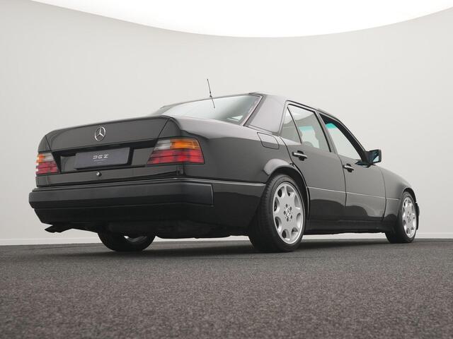 Mercedes-Benz 500 E
