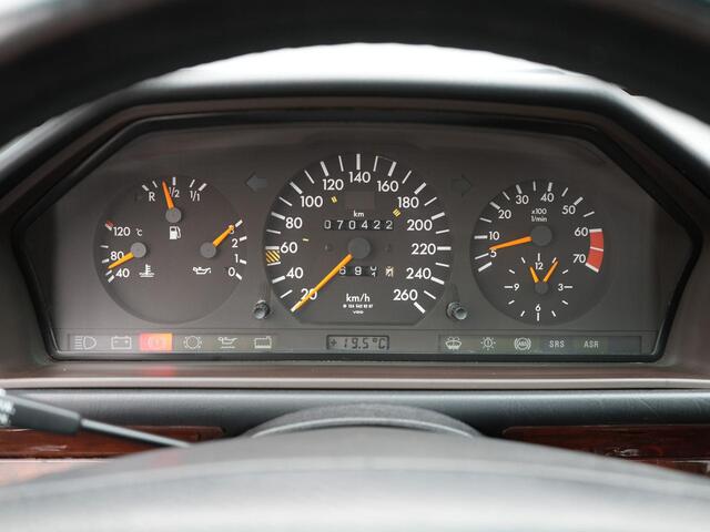 Mercedes-Benz 500 E