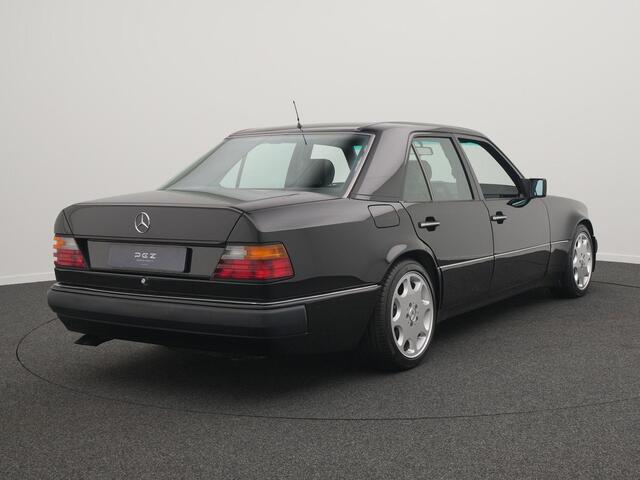 Mercedes-Benz 500 E