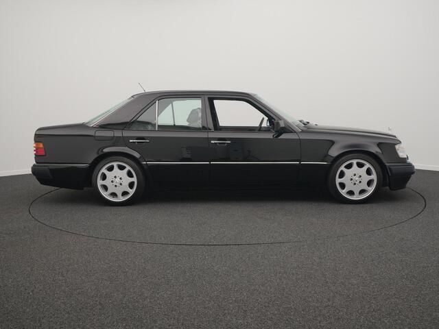 Mercedes-Benz 500 E