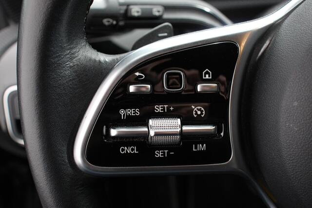 Mercedes-Benz A-Klasse 180 136pk DCT Progressive Navigatie Parkeersensoren Camera Cruise Control Virtual Cockpit Stoelverwarming Ledverlichting