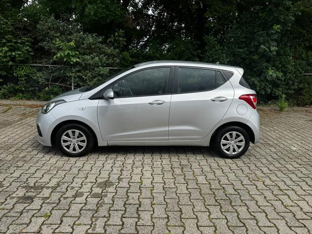 Hyundai I 10 1.0i i-Motion Comfort - Veel opties/NAP