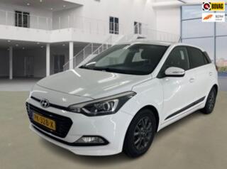 HYUNDAI I 20 1.0 T-GDI Black Edition| Navi| Camera| Cruise | Trekhaak