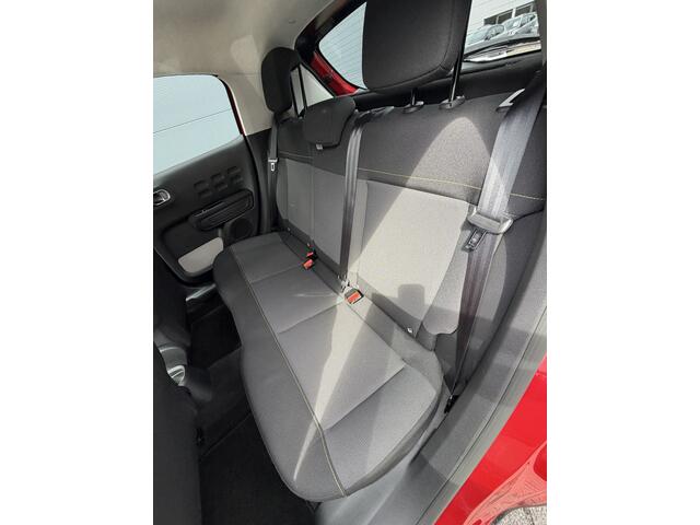 Citroen C3 82pk Shine Camera - Navigatie via APP - Automatische Airco - Parkeersensoren - Lichtmetalen velgen - Apple Carplay