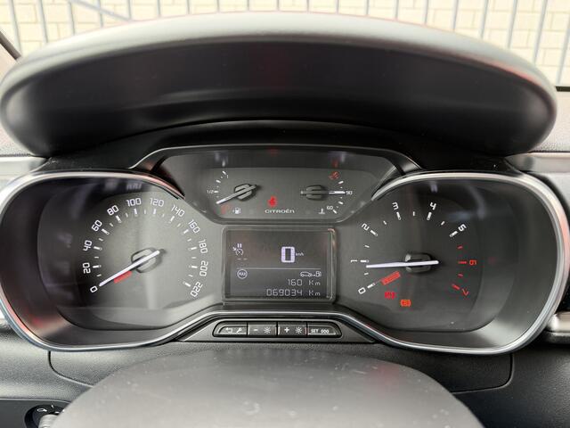 Citroen C3 82pk Shine Camera - Navigatie via APP - Automatische Airco - Parkeersensoren - Lichtmetalen velgen - Apple Carplay