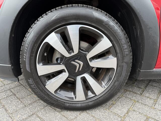 Citroen C3 82pk Shine Camera - Navigatie via APP - Automatische Airco - Parkeersensoren - Lichtmetalen velgen - Apple Carplay