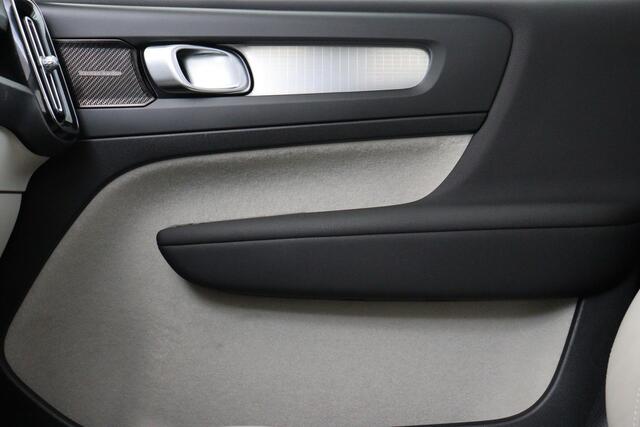 Volvo XC40 T4 RECHARGE R-DESIGN EXPRESSION -PANO.DAK|HARMAN/KARDON|360�CAM|LEDER|BLIS|STANDKACHEL|PRIVACY.GLAS