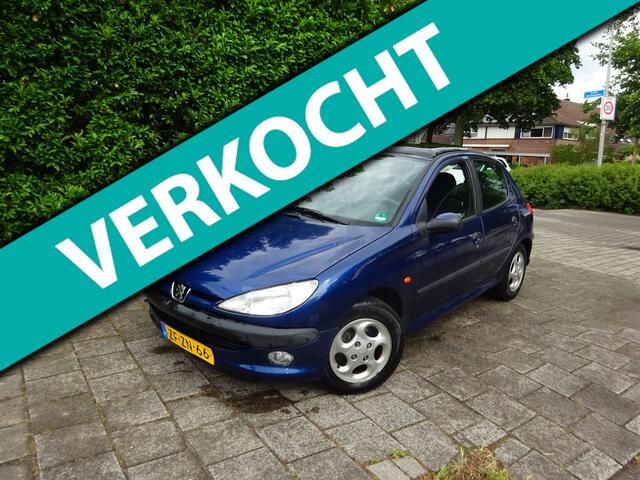 Peugeot 206 1.4 Roland Garros AUTOMAAT MET JAAR APK AIRCO