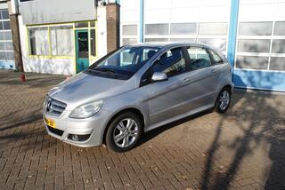MERCEDES-BENZ B-KLASSE 180 BlueEFFICIENCY Business CLass