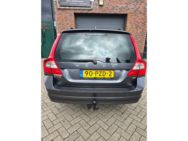 Volvo V70 1.6 T4 Momentum T4 automaat leder 180pk