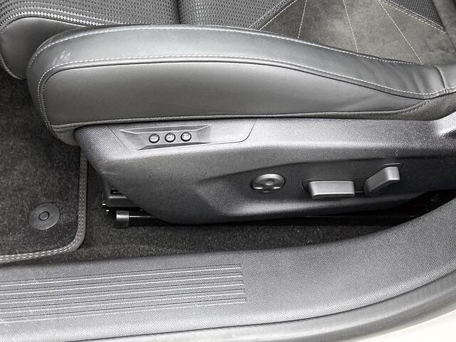 DS DS 4 130pk Automaat Etoile | Rijklaar | Alcantara | Elek. stoelverstelling | 360 camera |