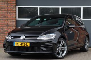 VOLKSWAGEN GOLF 1.5 TSI 2x R-line, Pano, trekhaak