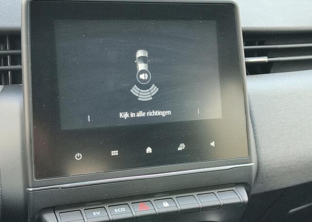 Renault Clio 1.6 E-Tech Full Hybrid 145 evolution - Navi