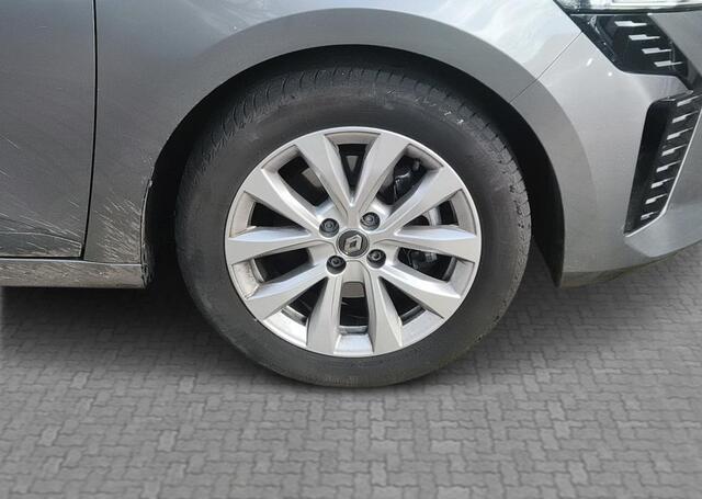 Renault Clio 1.6 E-Tech Full Hybrid 145 evolution - Navi