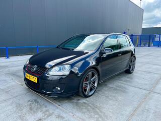 Volkswagen Golf V