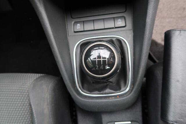 Volkswagen Golf 1.2 TSI Comfortline BlueMotion Rijklaarprijs Stoelverwarming Onderhouden
