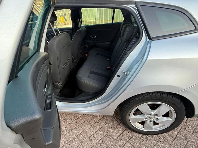 Renault Megane Estate 1.6 Dynamique